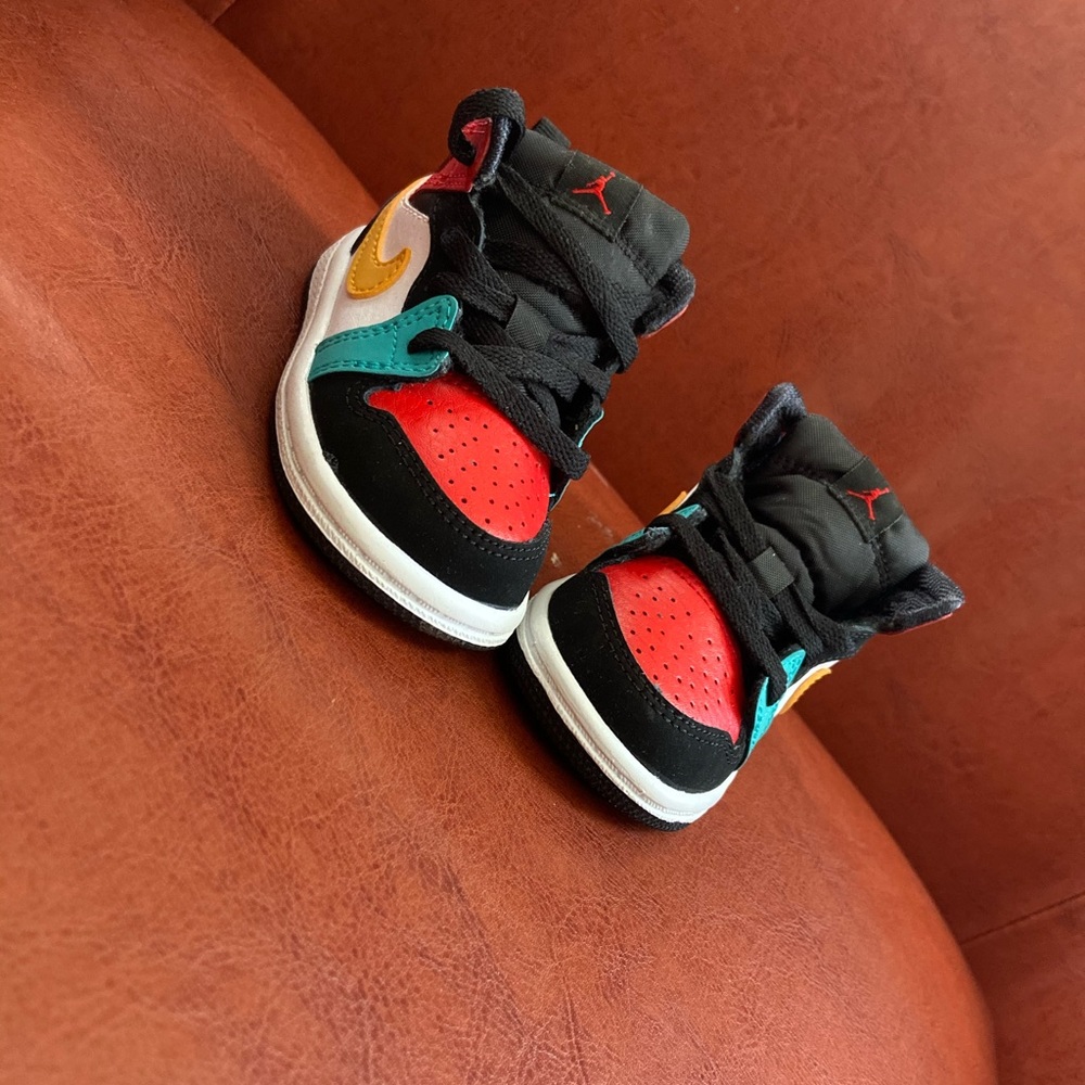 Kids Jordan 1’s